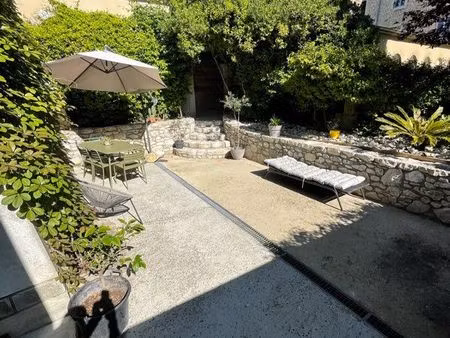 appartement 133 m2 terrasse cave parking sécurisé