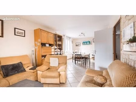 villa familiale de 92 m² avec 99 m² d'annexes et jardin de 1 200 m² à saint-marcel-lès-sau