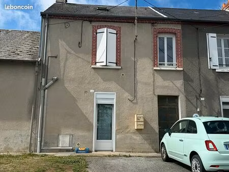immeuble 3 pièces 94 m²