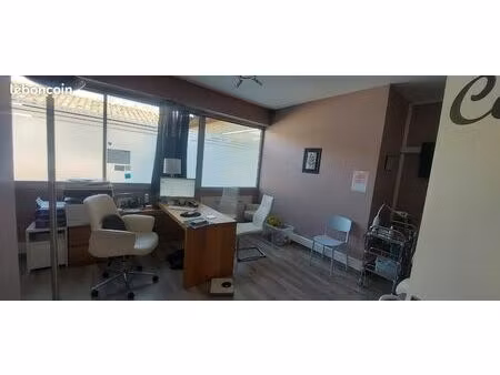 a louer local commercial