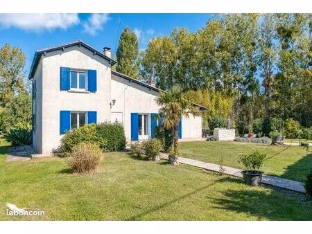 maison 6 pièces 147 m²