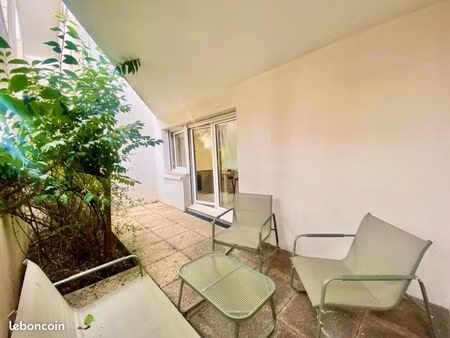 adorable t2 avec terrasse