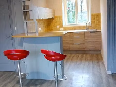 maison garage jardin à 10 mn de carhaix