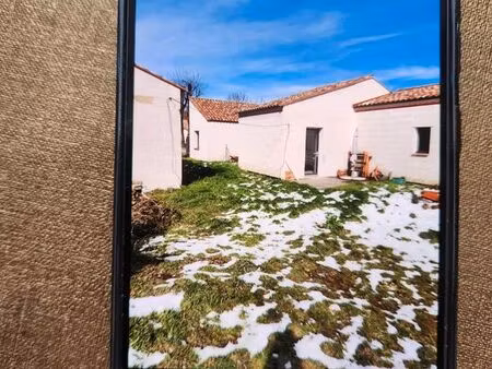 terrain 1300m2 et 150m2 de plancher hors eau et hors air situé à homs  campestre-et-luc 30