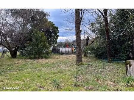 terrain 593 m² villegouge