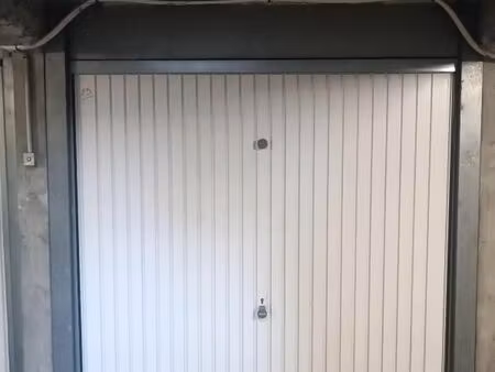 garage/box 13 m² toulouse