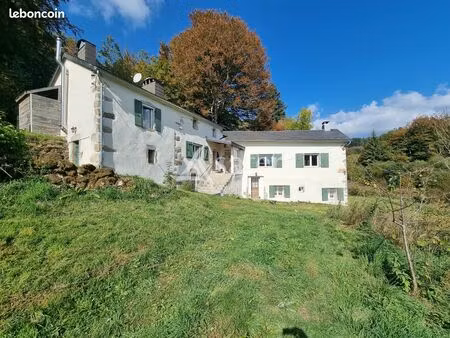 propriété 7 pièces 200 m²