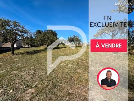 terrain 366 m² bueil