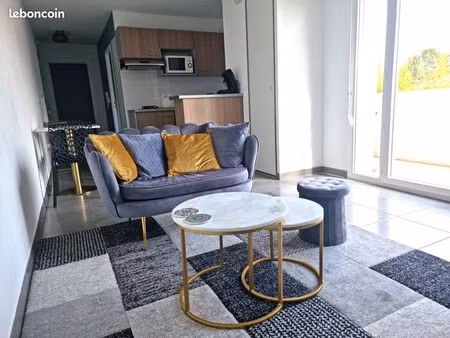 t2 meublé moderne -calme  balcon et proche sortie 8