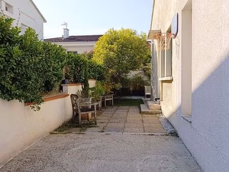 maison quartier résidentiel