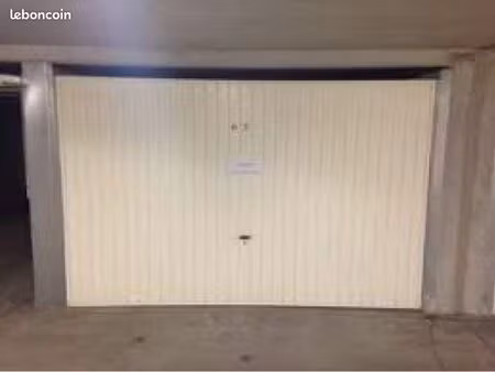 vends garage /box