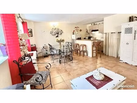 maison de village 4 pièces 100 m²