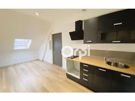 location appartement  m² t-2 à villeneuve-saint-germain  550 €