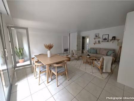 vente appartement 2 pièces 66 m² hyères (83400)