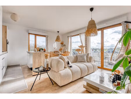 appartement 2 pièces de 42 m² à magny le hongre