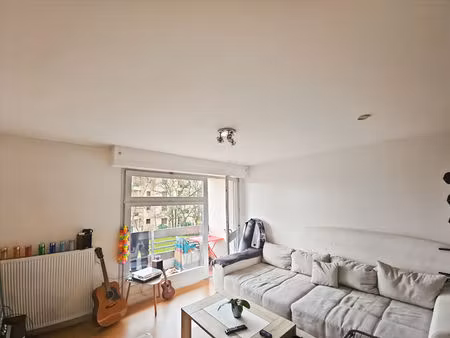 appartement t1 bis loué au sein d une residence idealement implantee a mont-de-marsan