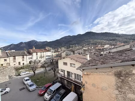 appartement de 50m2 en vente avec 3 pièces à sospel