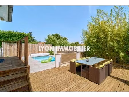 secteur germain fumeux-calme-dpe b-5 chambres-piscine