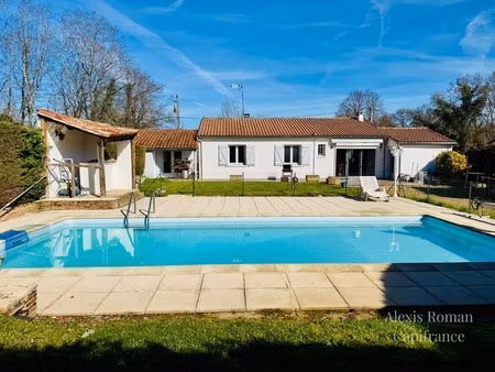 maison 128 m² avec piscine et grange de 100 m2 – 3 800 m² de terrain