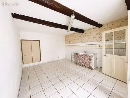 maison de village 80m² avec garage moto