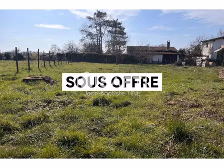 vente terrain 691 m² finhan (82700)