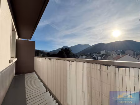 centre ville - t2 balcon