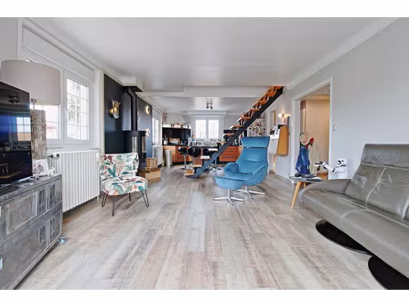 fleuriste : maison 220m2 beau potentiel d'évolution