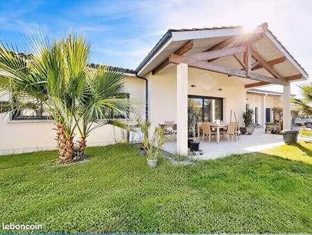 maison carbon blanc 135 m2 + garage 48m2