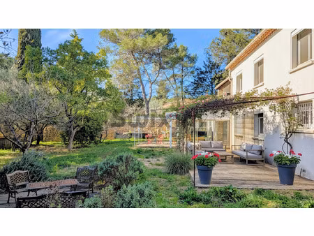 maison 221m2 + mazet 56m2 sur les hauteurs de nîmes  quartie