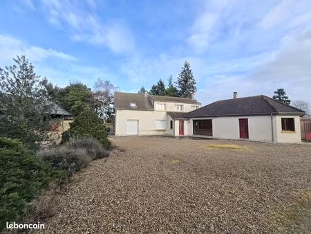 maison 7 pièces 214 m²