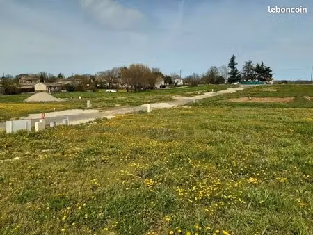 terrain 1015 m² daignac