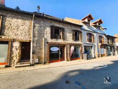 immeuble à vendre centre de nexon