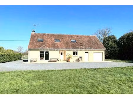 maison traditionnelle de 122 m² à le molay-littry