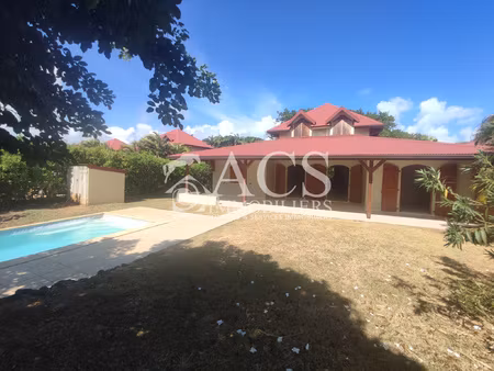 villa prestige t5 au charme créole - cap est