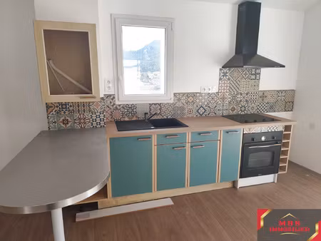 sorède - maison de village rénovée -toit terrasse avec vue m