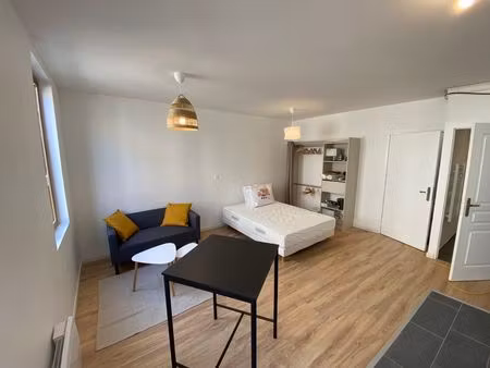 t1 bis cosy  meublé et lumineux 26 68 m² - 10 minutes gare de castelnaudary- sans frais d'