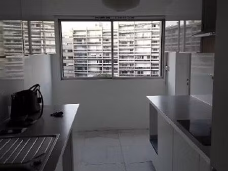 résidence le massilia - appartement t 4 de 93.50 m² - terrasse - garage.