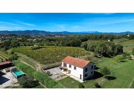 maison à rénové de 105 m² + garage et dépendance + terrain arboré de 3 451 m²