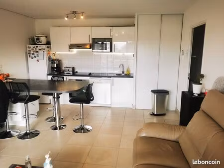 part. t refait à neuf + 3 parkings dpe b ges a