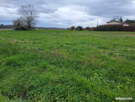 terrain 1 350 m² saint caprais de bordeaux