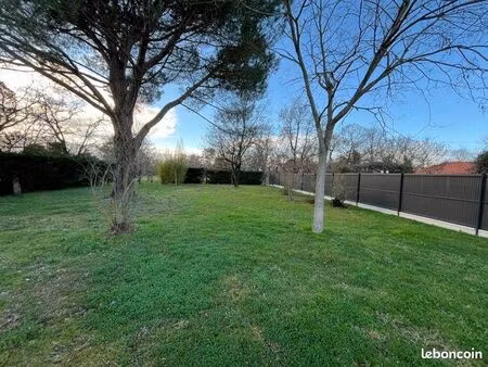 terrain 1 000 m² seysses