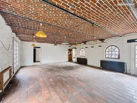 maison 6 pièces 207 m²