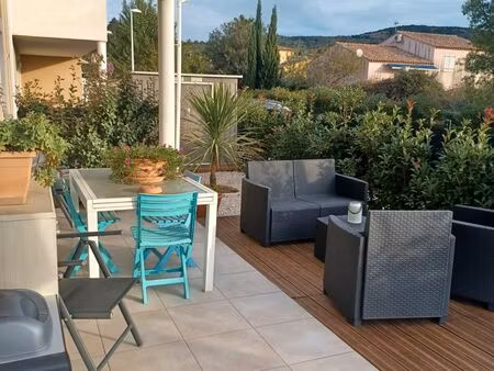 vends appartement neuf en rez-de-chaussée de 64m2 en résidence sécurisée