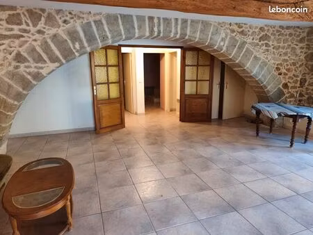 maison de village pomerols (34810)