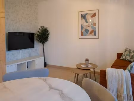 appartement 27 m² rénové — location moyenne durée tout inclus — proche évian