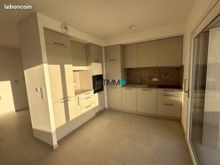 appartement 3 pièces 64 m²