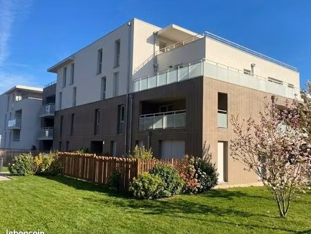 appartement 3 pièces 63 m²