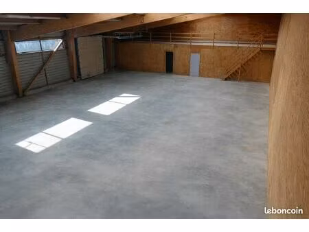à louer – atelier industriel 500 m² + bureaux 35 m² – idéal artisan / pme