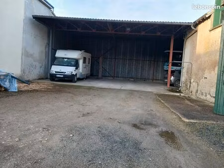 loue parking pour camping car