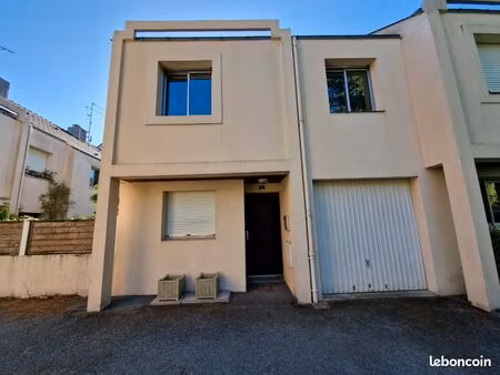 maison - 104 m2 - 5 pièces